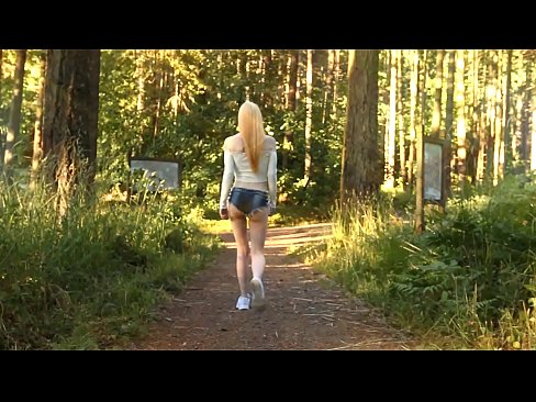 ❤️ Smuk kvinde bevæger sig langsomt, ikke nøgen video ☑ Porn video at da.f150pulse.top ❌